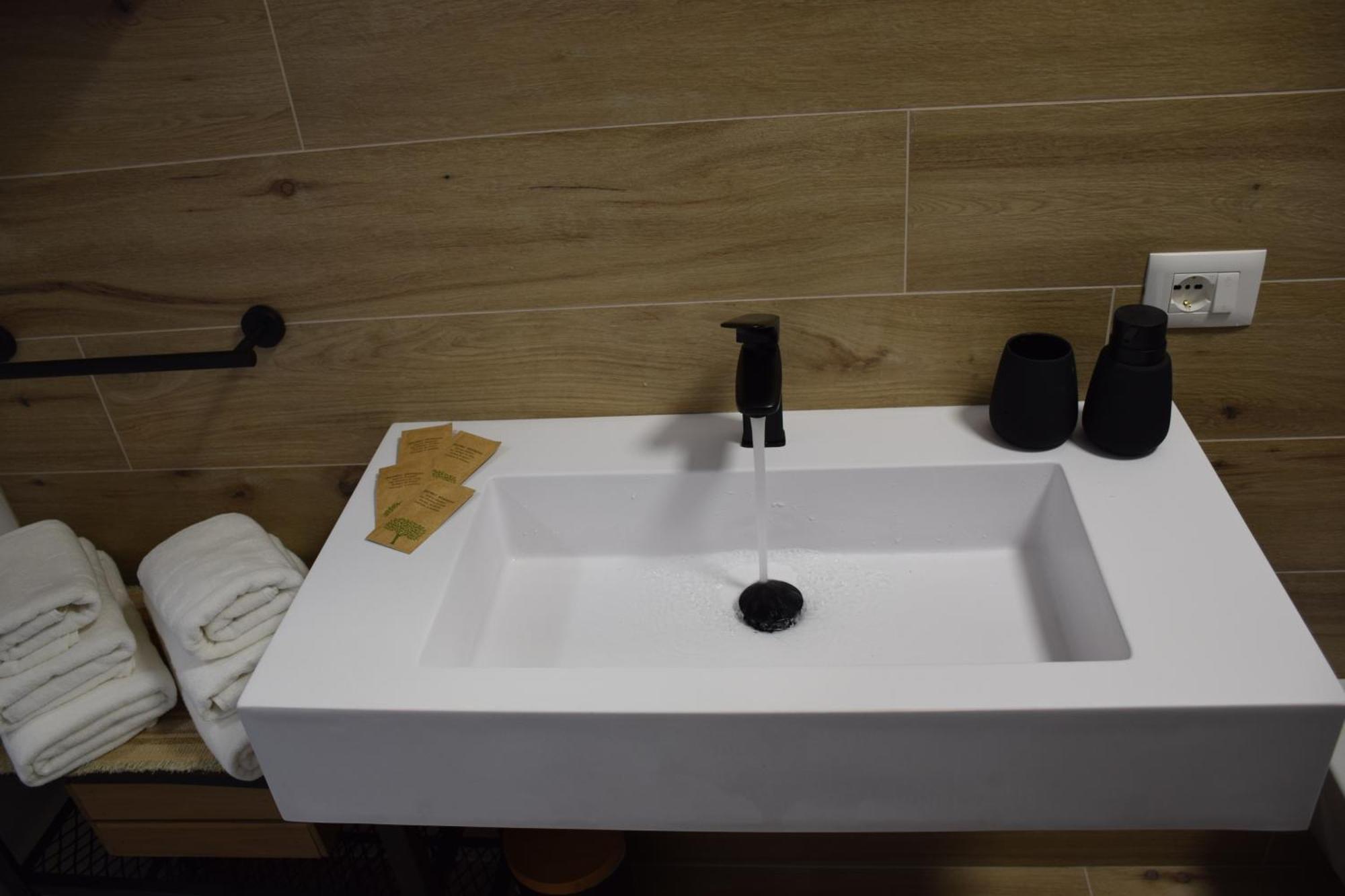 Casa Fornace Apartment Ala Luaran gambar